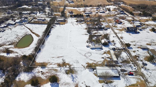 610 N 9th Street, Gunter, TX 75058