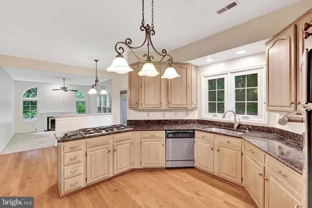 47314 VISTA CT, Sterling, VA 20165