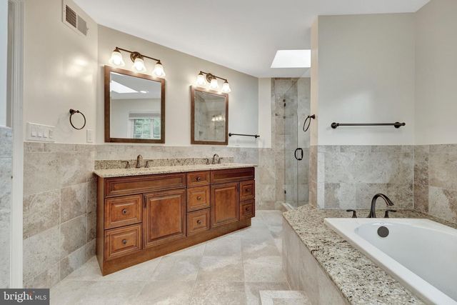 47314 VISTA CT, Sterling, VA 20165