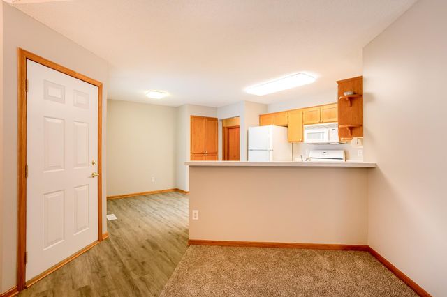 8537 Telford Lane, Brooklyn Park, MN 55443