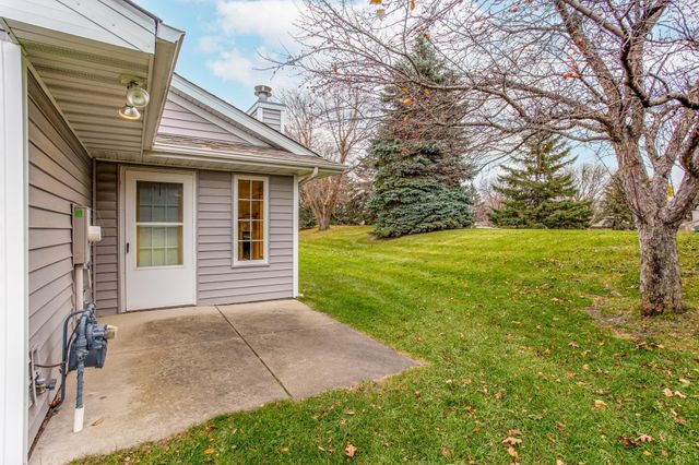 8537 Telford Lane, Brooklyn Park, MN 55443