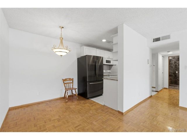 7755 E Quincy Ave 302A5, Denver, CO 80237