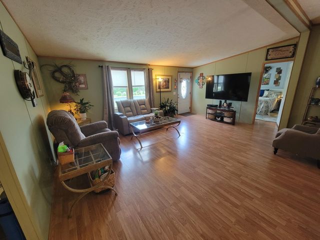 15326 Carlisle Road, Crittenden, KY 41030