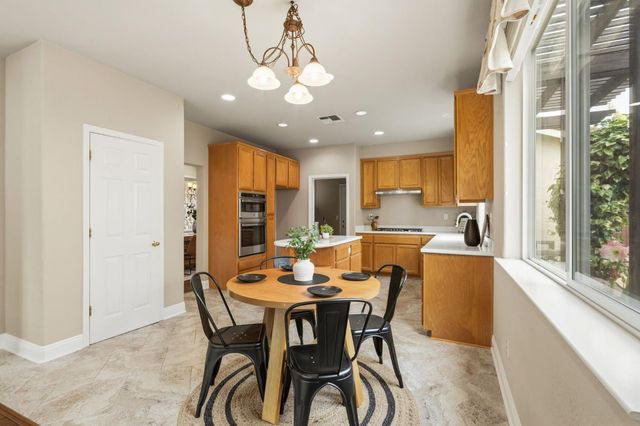 2218 Endeavor Way, Sacramento, CA 95834