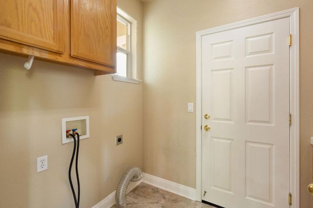 2218 Endeavor Way, Sacramento, CA 95834