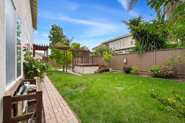 2218 Endeavor Way, Sacramento, CA 95834