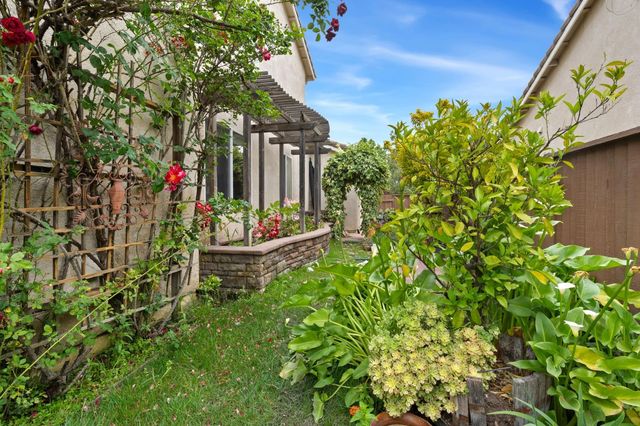 2218 Endeavor Way, Sacramento, CA 95834