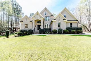 172 Canyon Creek Drive, Sanford, NC 27330