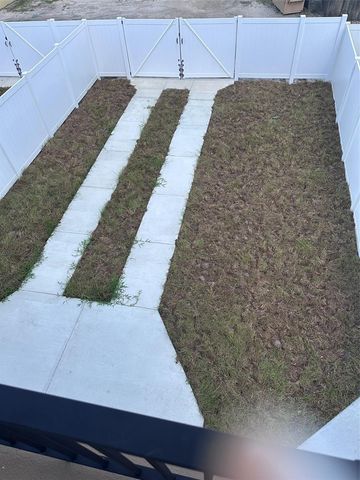 1525 29TH AVENUE N, St Petersburg, FL 33704