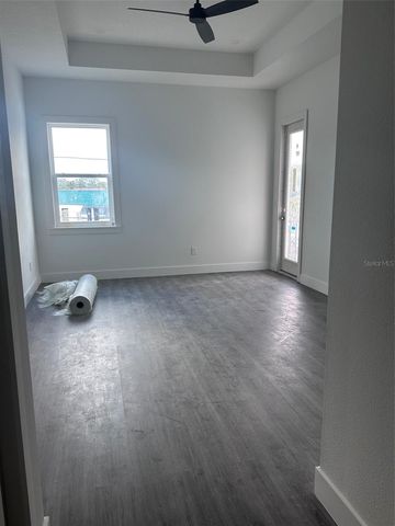 1525 29TH AVENUE N, St Petersburg, FL 33704