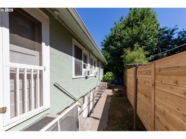-1 Se 40TH Ave, Portland, OR 97214