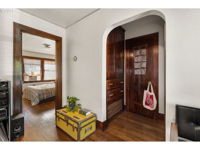 -1 Se 40TH Ave, Portland, OR 97214