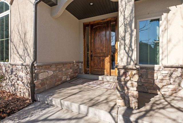 2203 E FAIR WINNS LN, Draper, UT 84020