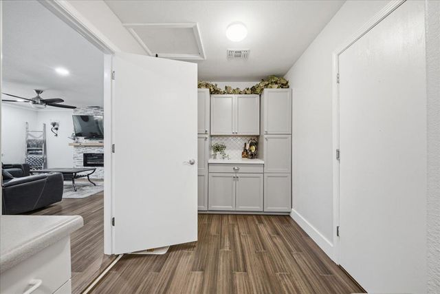 8609 El Sobrante Way, Orangevale, CA 95662