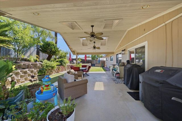 8609 El Sobrante Way, Orangevale, CA 95662