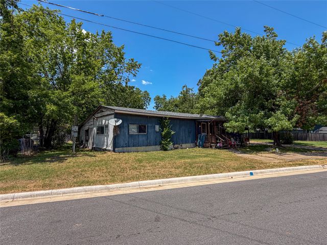 719 E Bullock Street, Denison, TX 75021