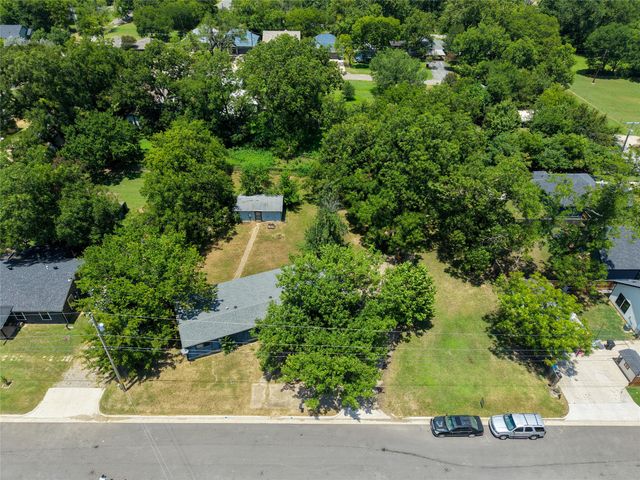 719 E Bullock Street, Denison, TX 75021