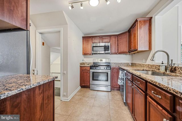 9 ALVIL RD, Wilmington, DE 19805