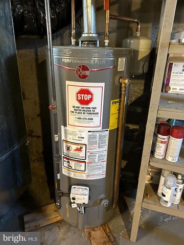 9 ALVIL RD, Wilmington, DE 19805