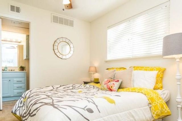 3405 Helms ST 203, Austin, TX 78705