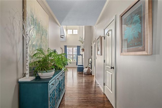 16883 W 164th Place, Olathe, KS 66062