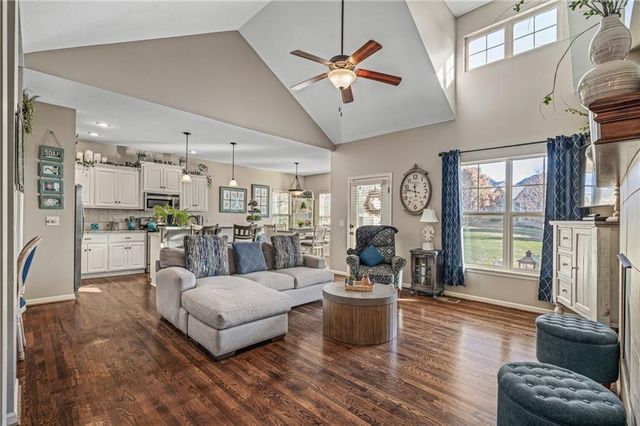 16883 W 164th Place, Olathe, KS 66062