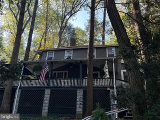 210 HARVARD AVE, Mount Gretna, PA 17064