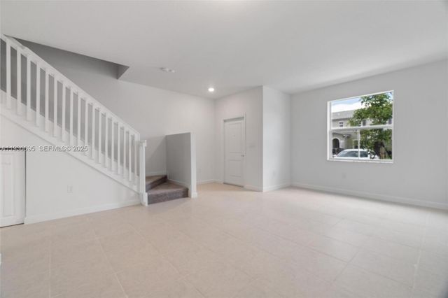 1870 SE 26th Ter, Homestead, FL 33035