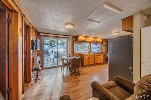 15 Knotty Pine Lane, Camdenton, MO 65020