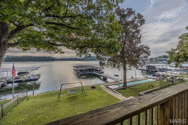 15 Knotty Pine Lane, Camdenton, MO 65020