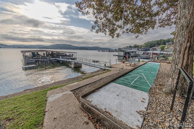 15 Knotty Pine Lane, Camdenton, MO 65020