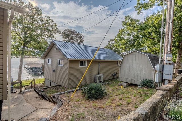 15 Knotty Pine Lane, Camdenton, MO 65020