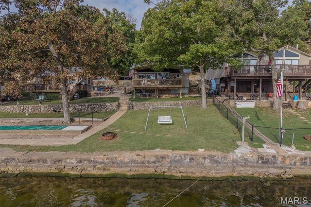 15 Knotty Pine Lane, Camdenton, MO 65020