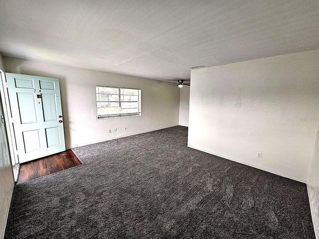 5924 5TH AVENUE N 7, St Petersburg, FL 33710