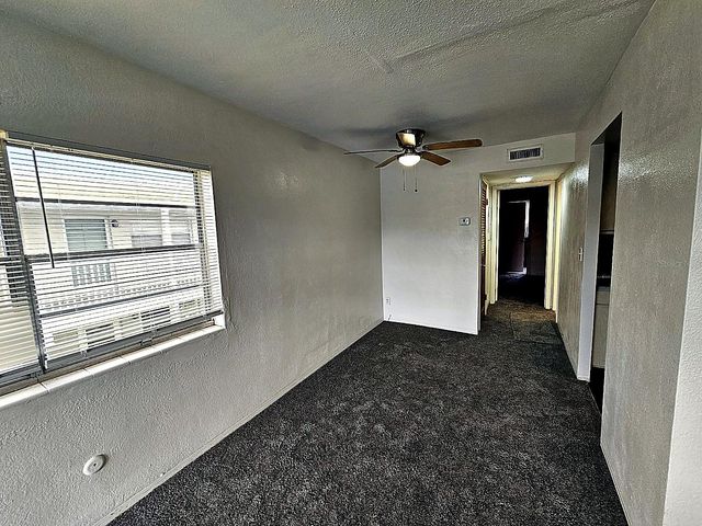5924 5TH AVENUE N 7, St Petersburg, FL 33710