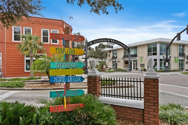 902 BELTREES STREET, Dunedin, FL 34698