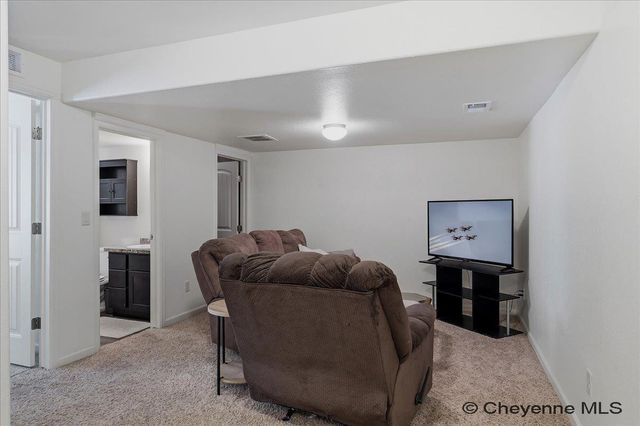 6511 PAINTED ROCK TR, Cheyenne, WY 82001