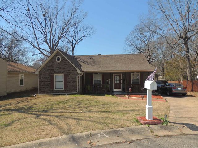 16 Red Oak Place, Maumelle, AR 72113