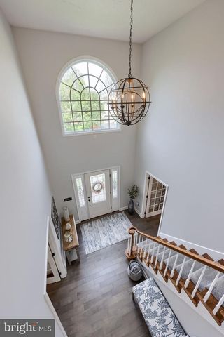 2702 CHESTNUT RUN RD, York, PA 17402