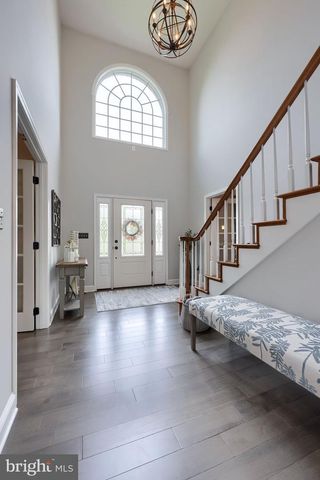 2702 CHESTNUT RUN RD, York, PA 17402