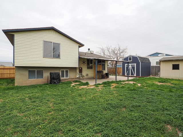 3712 S LONE STAR CIR, Magna, UT 84044