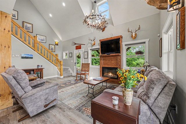 15303 Seymour Road, Grass Lake, MI 49240
