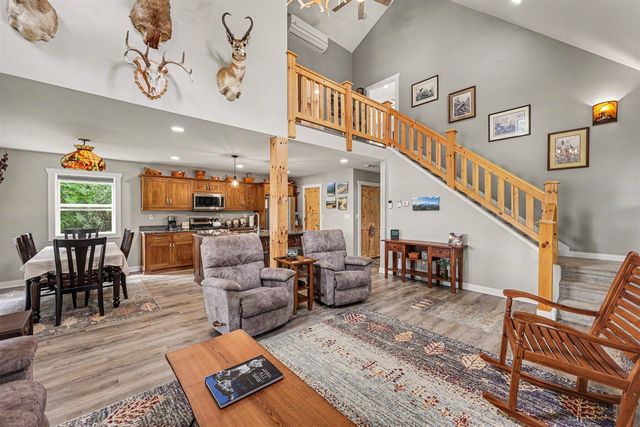 15303 Seymour Road, Grass Lake, MI 49240
