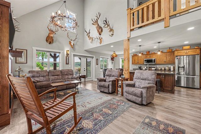 15303 Seymour Road, Grass Lake, MI 49240