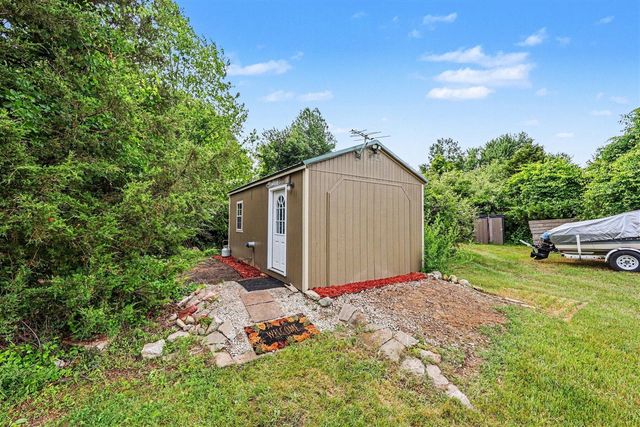 15303 Seymour Road, Grass Lake, MI 49240