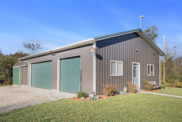 15303 Seymour Road, Grass Lake, MI 49240