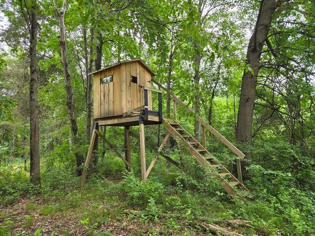 15303 Seymour Road, Grass Lake, MI 49240