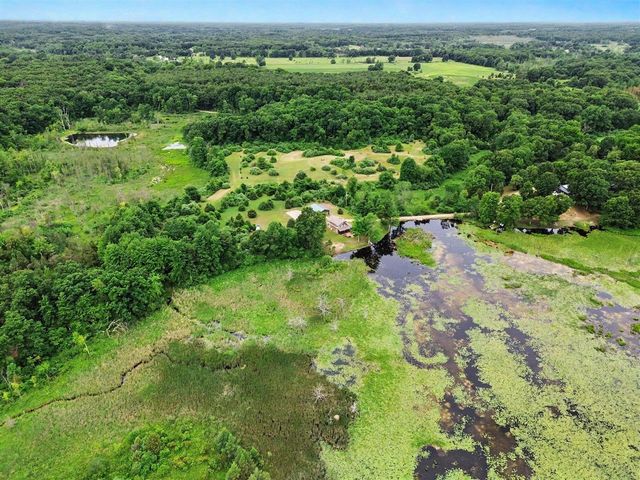 15303 Seymour Road, Grass Lake, MI 49240