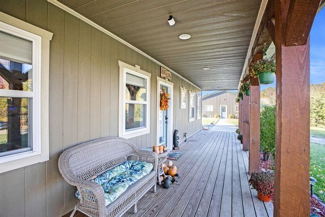 15303 Seymour Road, Grass Lake, MI 49240