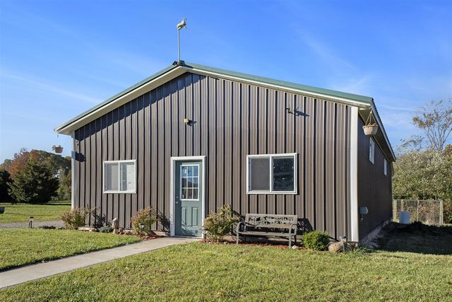 15303 Seymour Road, Grass Lake, MI 49240